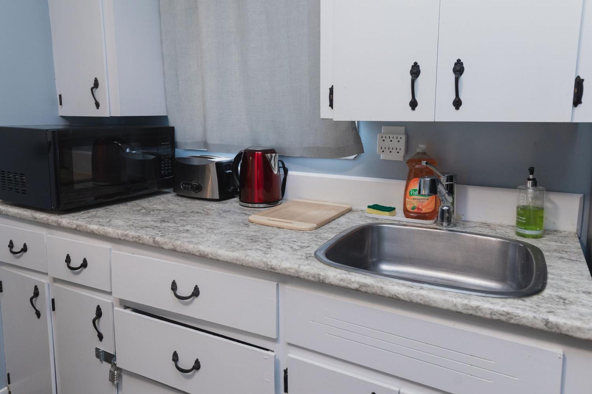 Avenir Centre Suite - Near Nbcc, Moncton Hospital, Airport Esterno foto